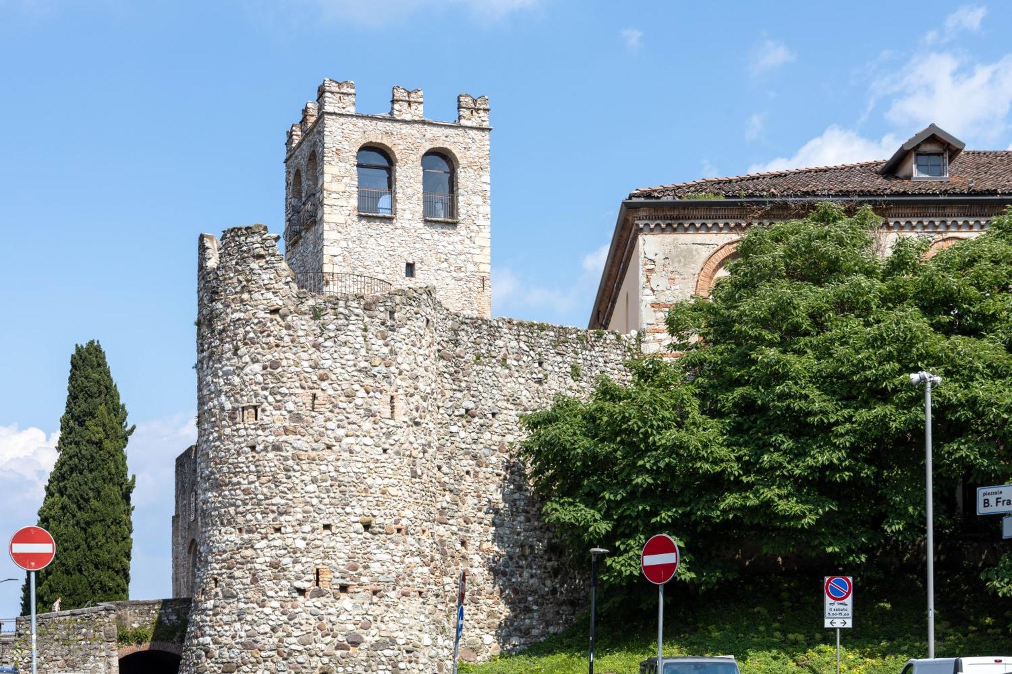 Carpione Apartment Desenzano del Garda Ngoại thất bức ảnh